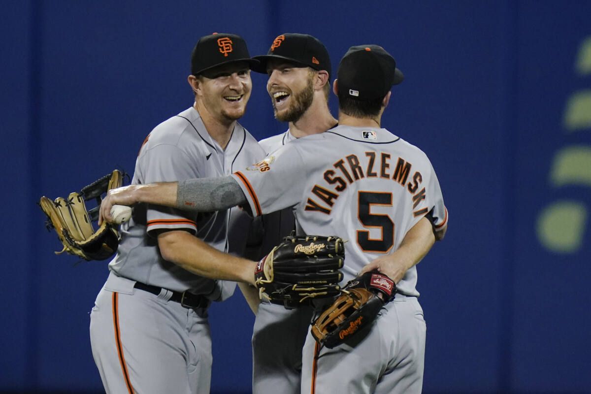 SF Giants News: How likely are the Giants to reunite with Kris