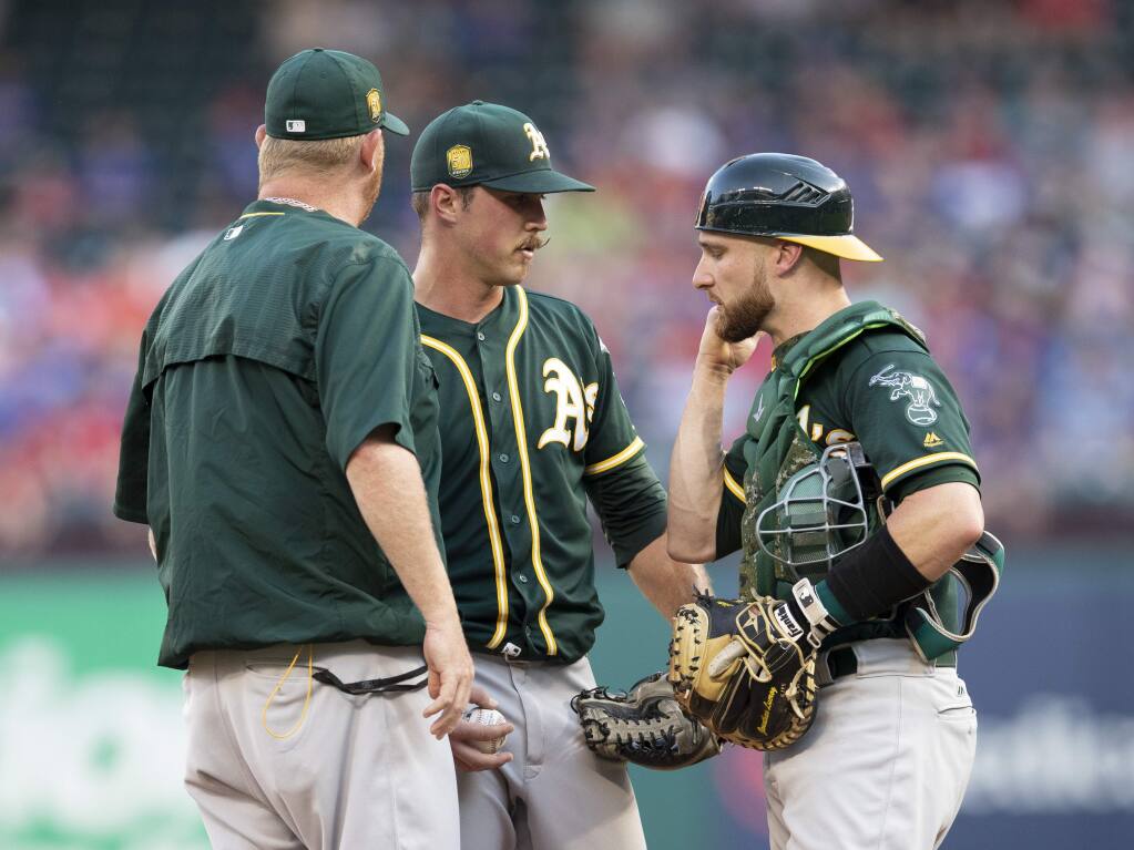 A's fall to Rangers 8-2
