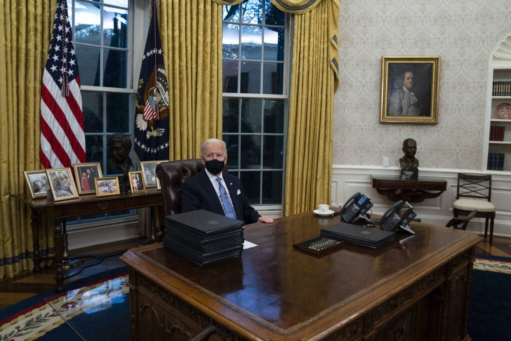 A look inside Biden's Oval Office