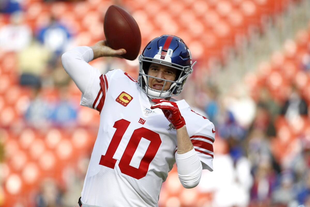 Ole Miss to retire Eli Manning's No. 10 jersey this upcoming