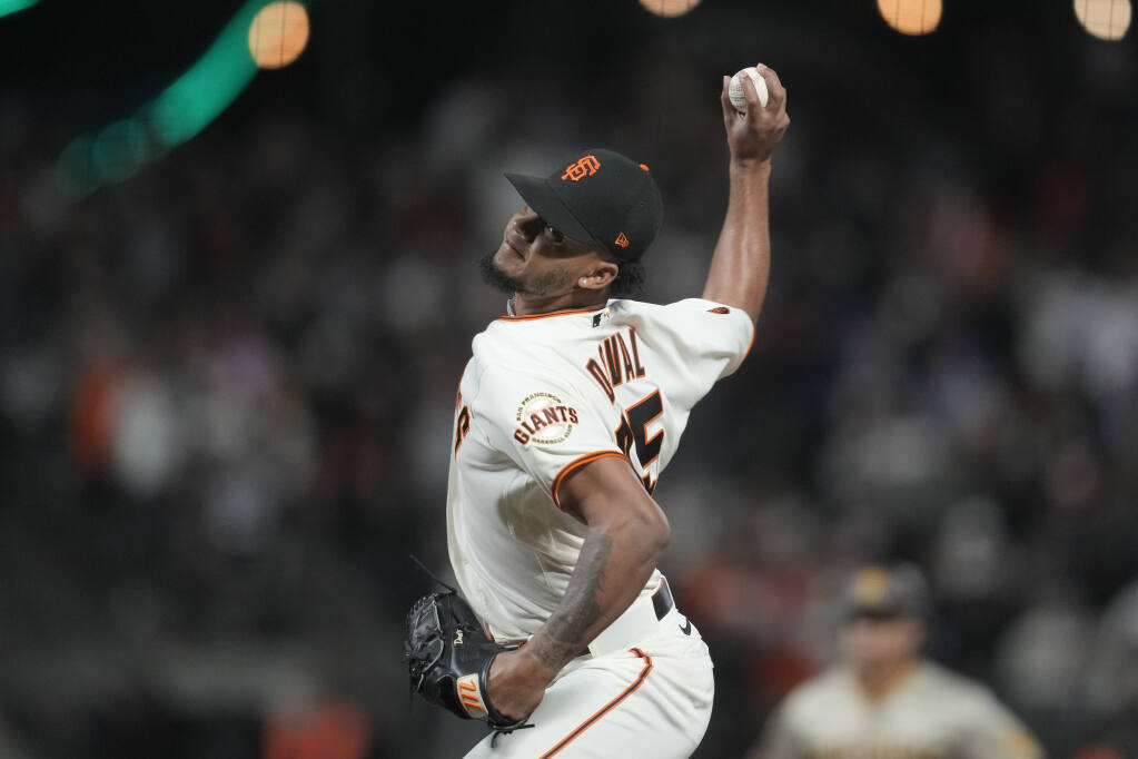 Giants' bullpen move: Ballpark will be different, and just fine