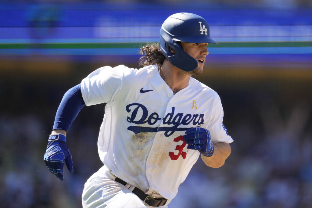 Dodgers can't complete comeback against Braves in series opener