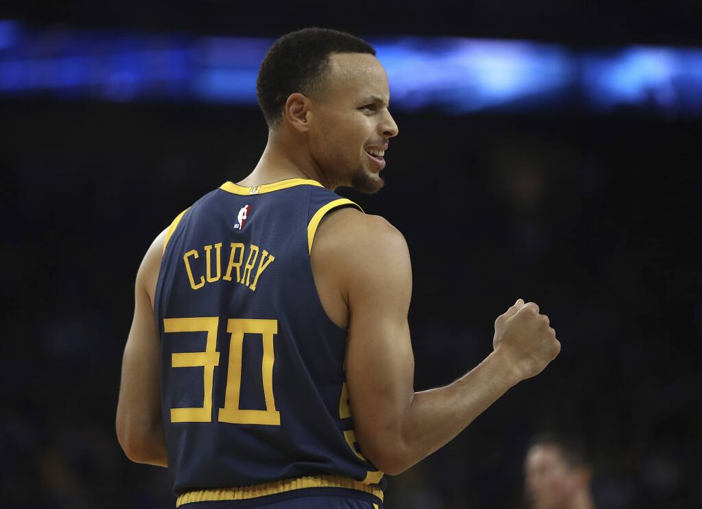 Steph Curry passes Rick Barry on Warriors' all-time scoring list
