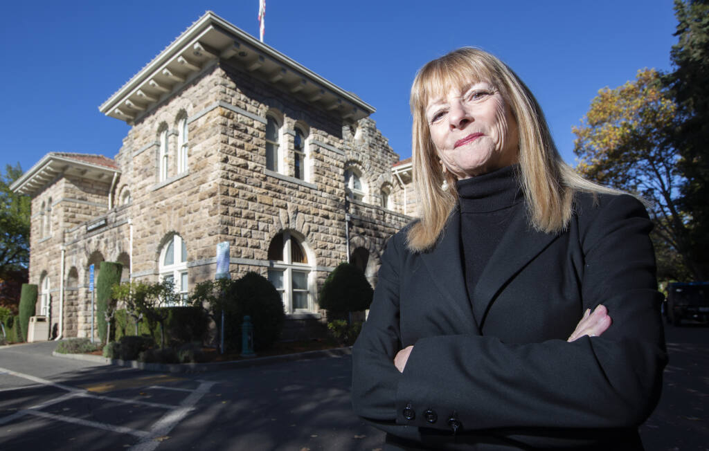 Inside Sonoma Mayor Sandra Lowe's authentically mid-century modern home