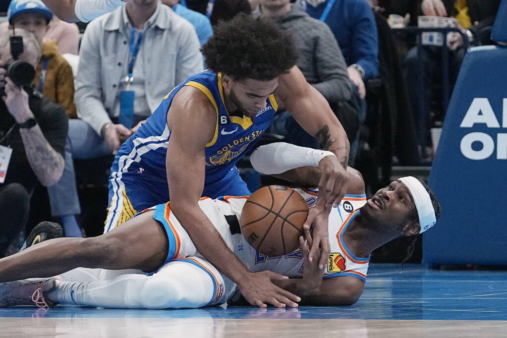 Steph Curry scores 25 points in third quarter as Warriors beat Thunder