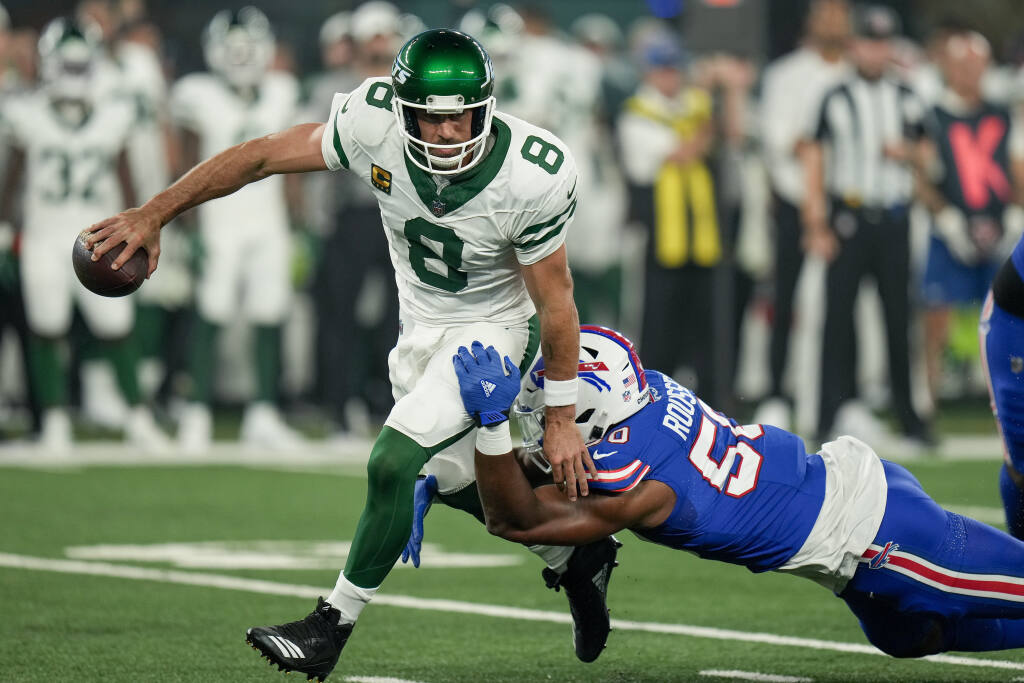 New York Jets QB Aaron Rodgers suffers season-ending Achilles