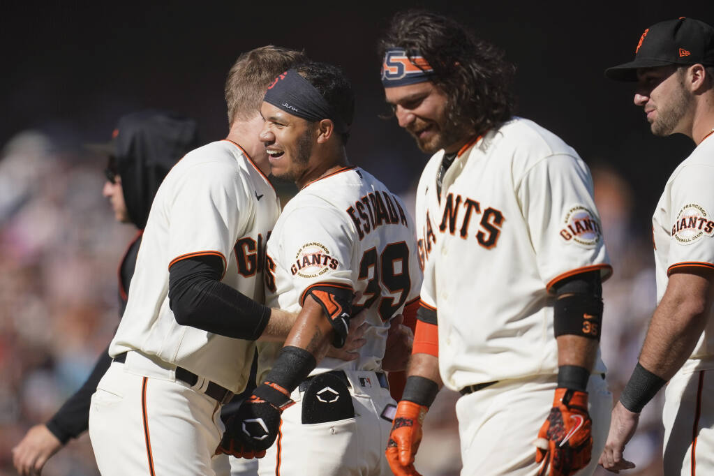 Crawford, Bumgarner lead Giants rout over Pirates