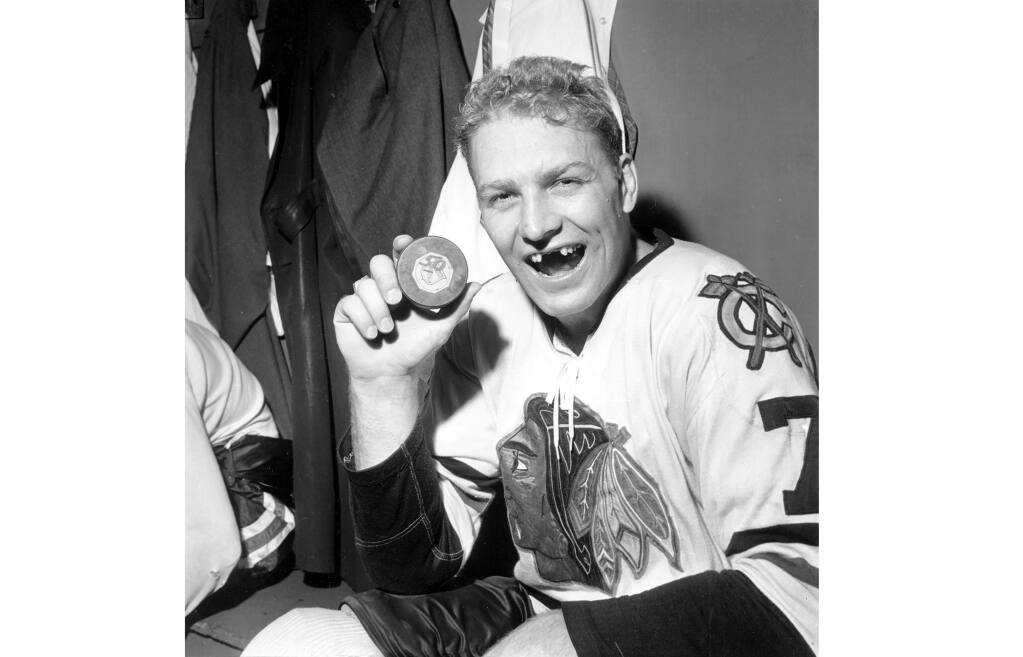 Bobby Hull apologists rally after Jets Hall of Fame no-show