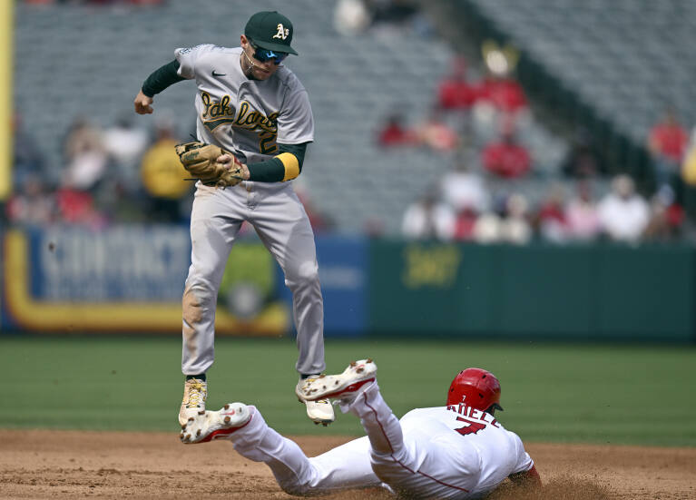 Zack Gelof lifts A's to 2-1 lead with first-pitch home run in third inning