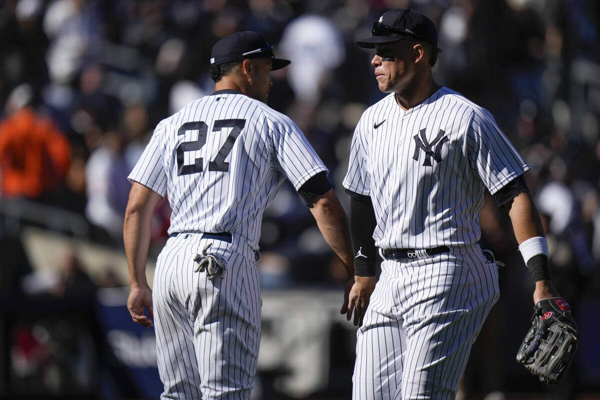 WATCH: Giancarlo Stanton and Aaron Judge Belt Monstrous Homers Combining  876 Feet as New York Yankees Continue Their Dominance - EssentiallySports