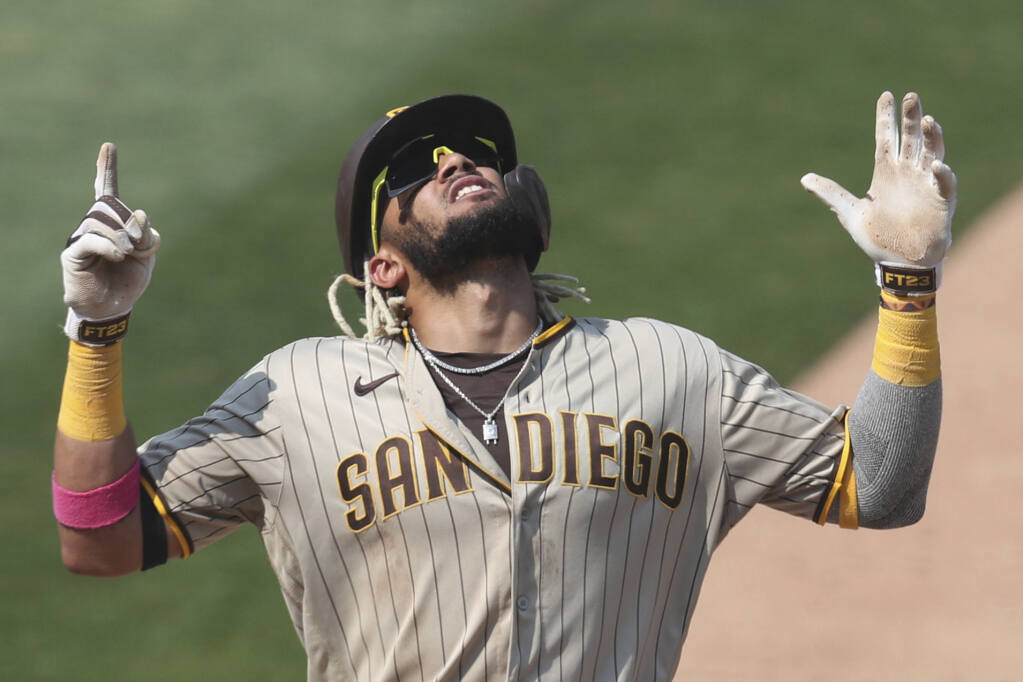 Oakland A's news: San Diego Padres sign Fernando Tatis Jr to 3rd