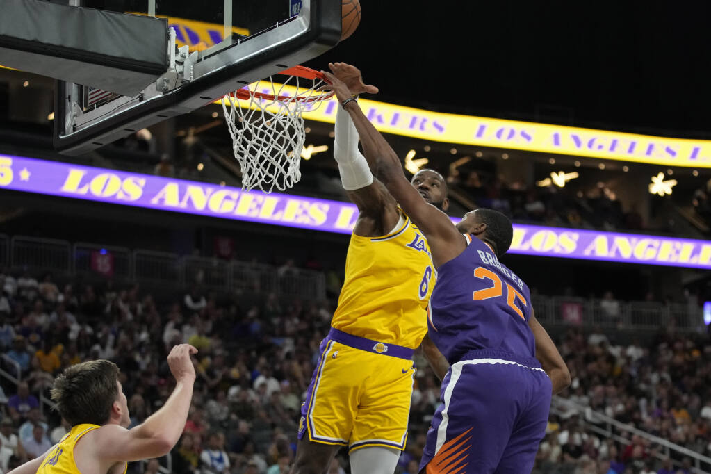 LeBron James plans to play more than half of Lakers' preseason