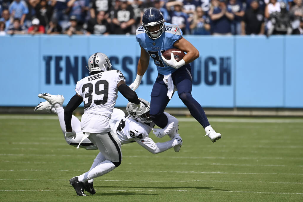 Game Preview: Titans Host Raiders at Nissan Stadium