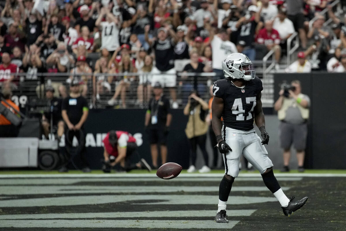 Aidan O'Connell efficient in leading Raiders to a 34-7 preseason win over  49ers