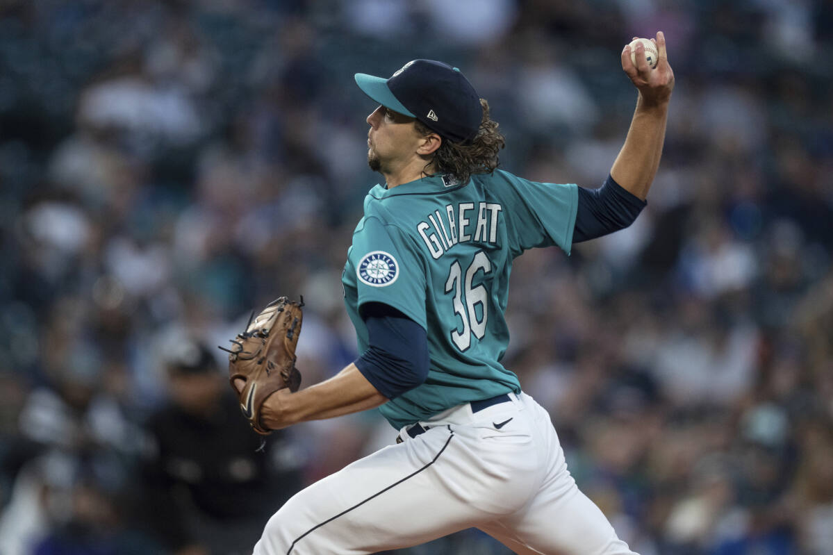 Cal Raleigh implores Mariners to get better, show commitment to