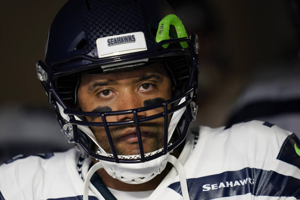 Seahawks receiving more calls on Russell Wilson after public comments