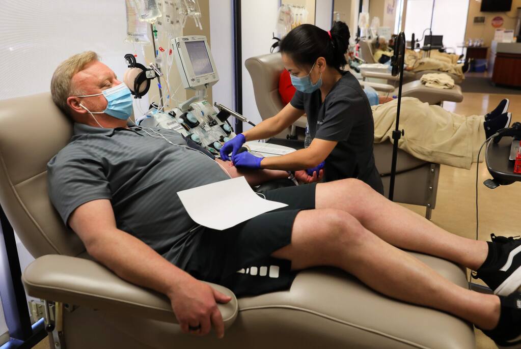 San Francisco Giants partner with Vitalant to boost blood donations with T- shirt giveaway