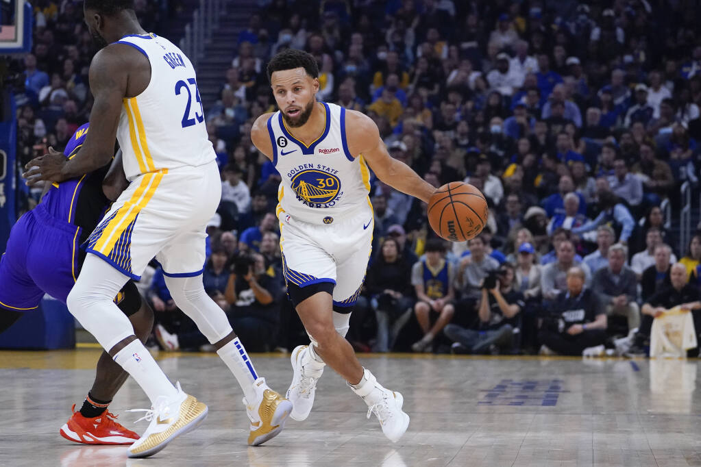 Juan Toscano-Anderson Reveals What LeBron Told Him During Warriors Vs.  Lakers Play-In Game: That Was Great Defense But I'm The Best Player In The  World. - Fadeaway World