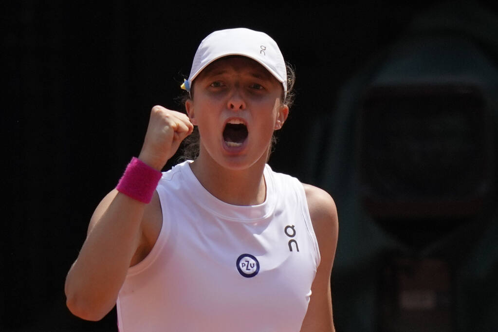 Coco Gauff Reaches French Open Final, Will Face Iga Swiatek - The
