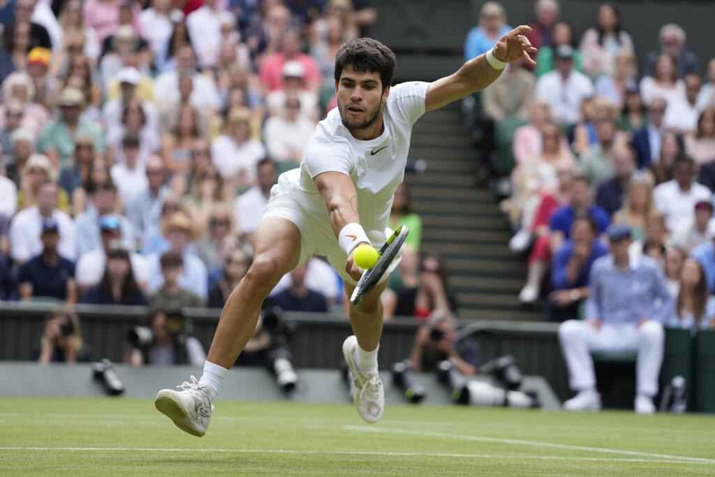 Wimbledon 2023: Carlos Alcaraz wins the title at the All England Club by  beating Novak Djokovic