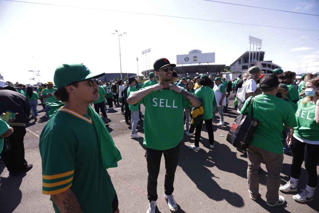 A's fan planning 'reverse boycott' to protest team's Las Vegas