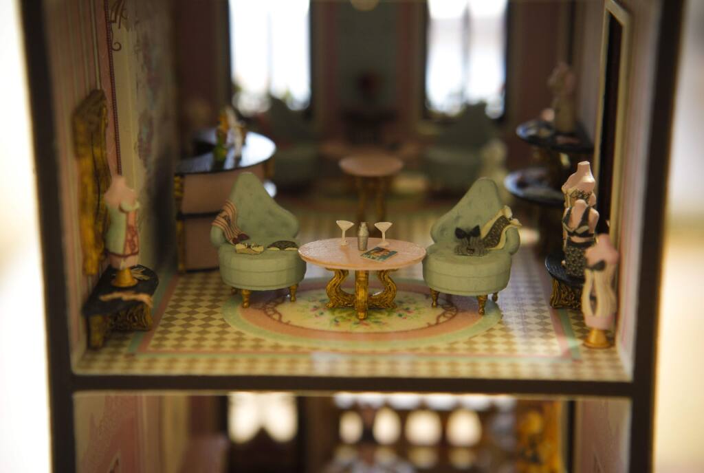 Eiffel Tower Decoration - True2Scale Dollhouse Miniatures