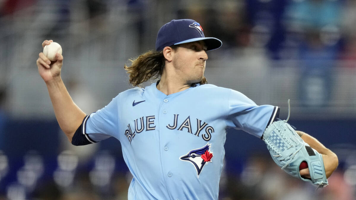 Blue Jays' playoff run adds to Rogers' bottom line