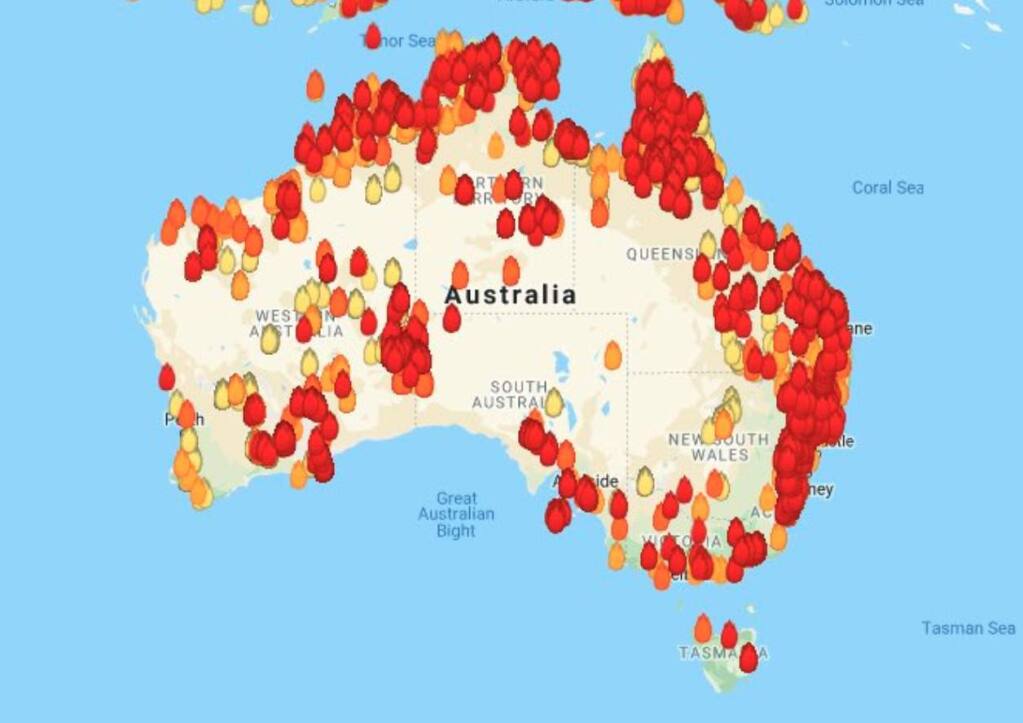 Maps comparing of Australian wildfires US go viral