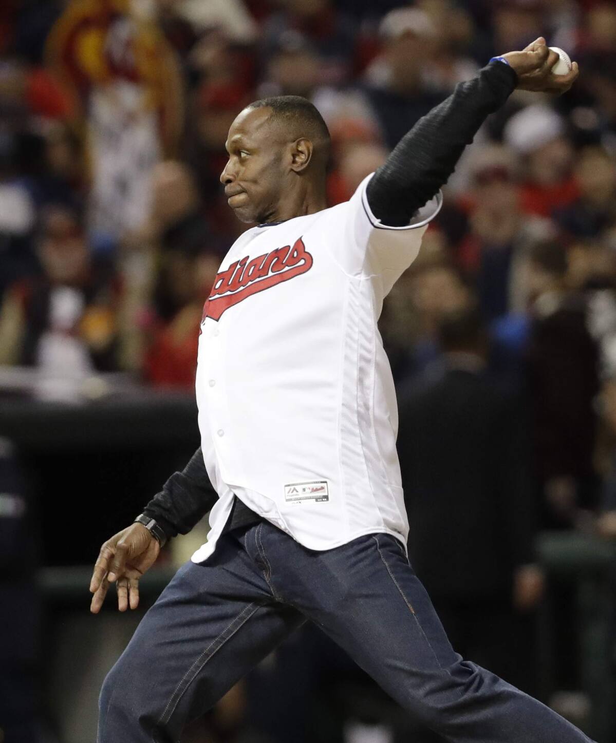 Indians fan gives up plane seat so Kenny Lofton could make it to
