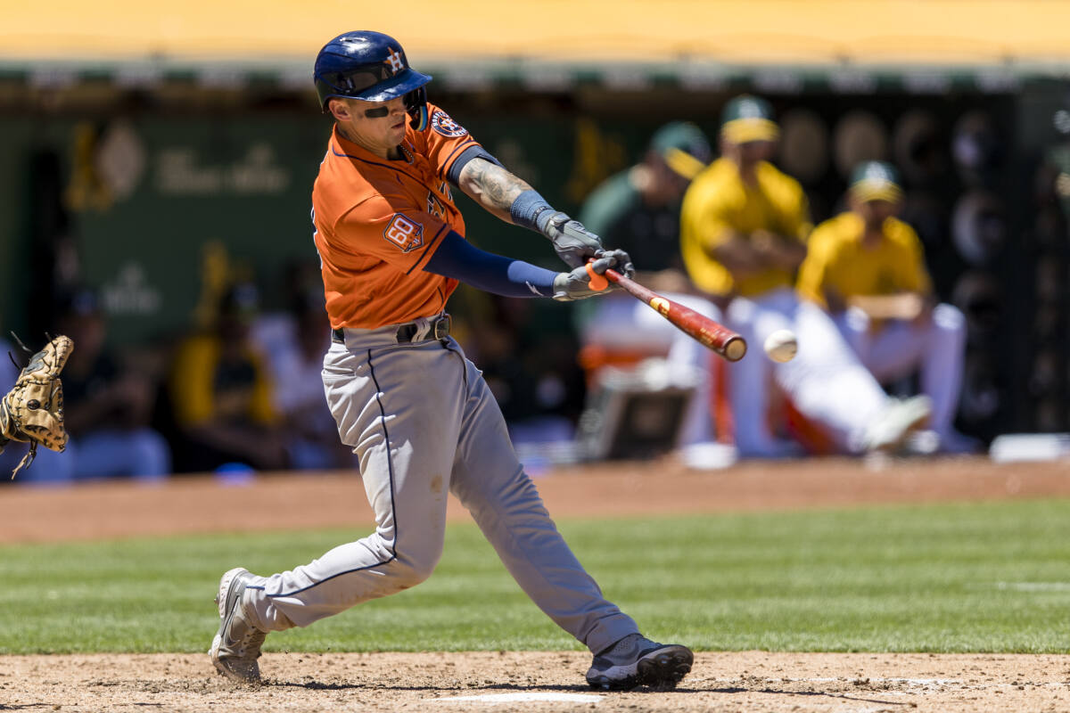 Díaz has 3 hits, 3 RBIs in Astros' 5-3 win over Rockies