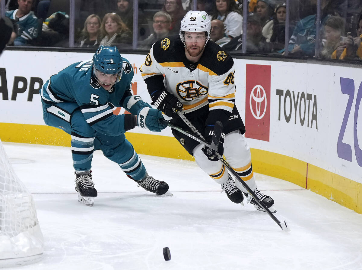 David Pastrnak, Boston Bruins beat San Jose Sharks at SAP Center