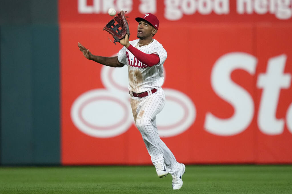 Trea Turner gives Phillies glimpse of his amazing base running