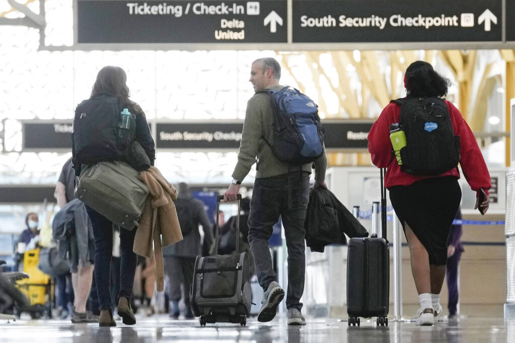 55.4 Million Expected Over Thanksgiving Holiday Travel Period