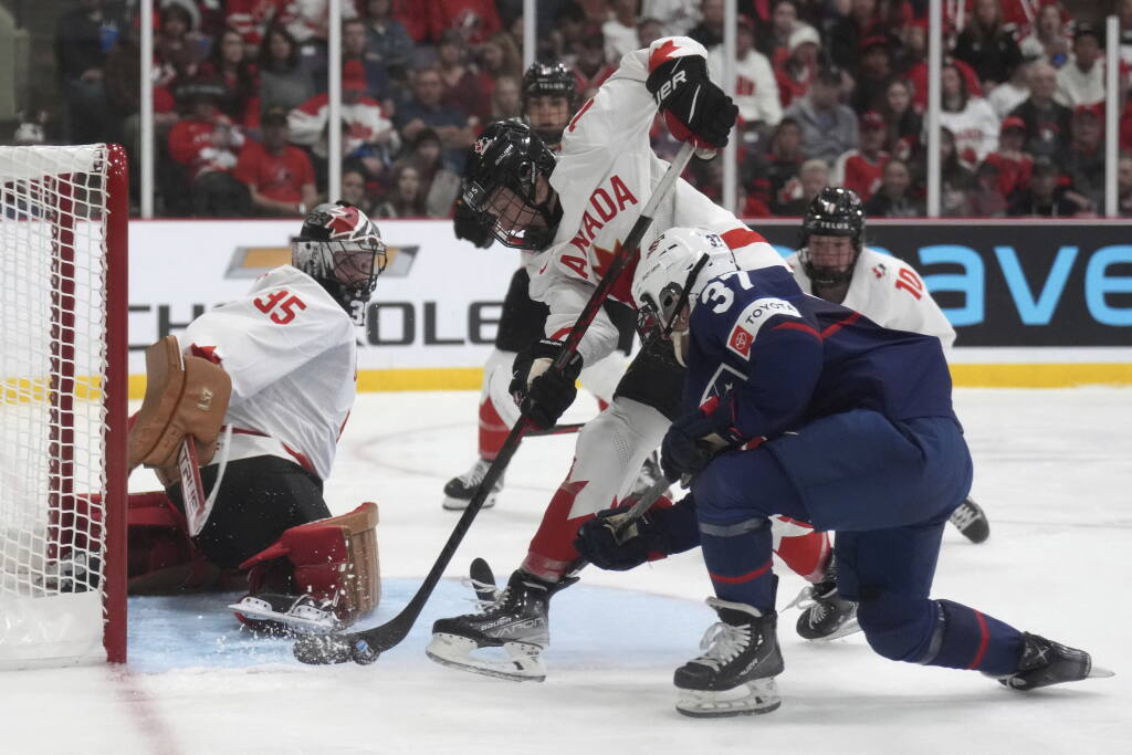 Knight, U.S., hold off Finland, advance to World Junior hockey final vs.  Canada