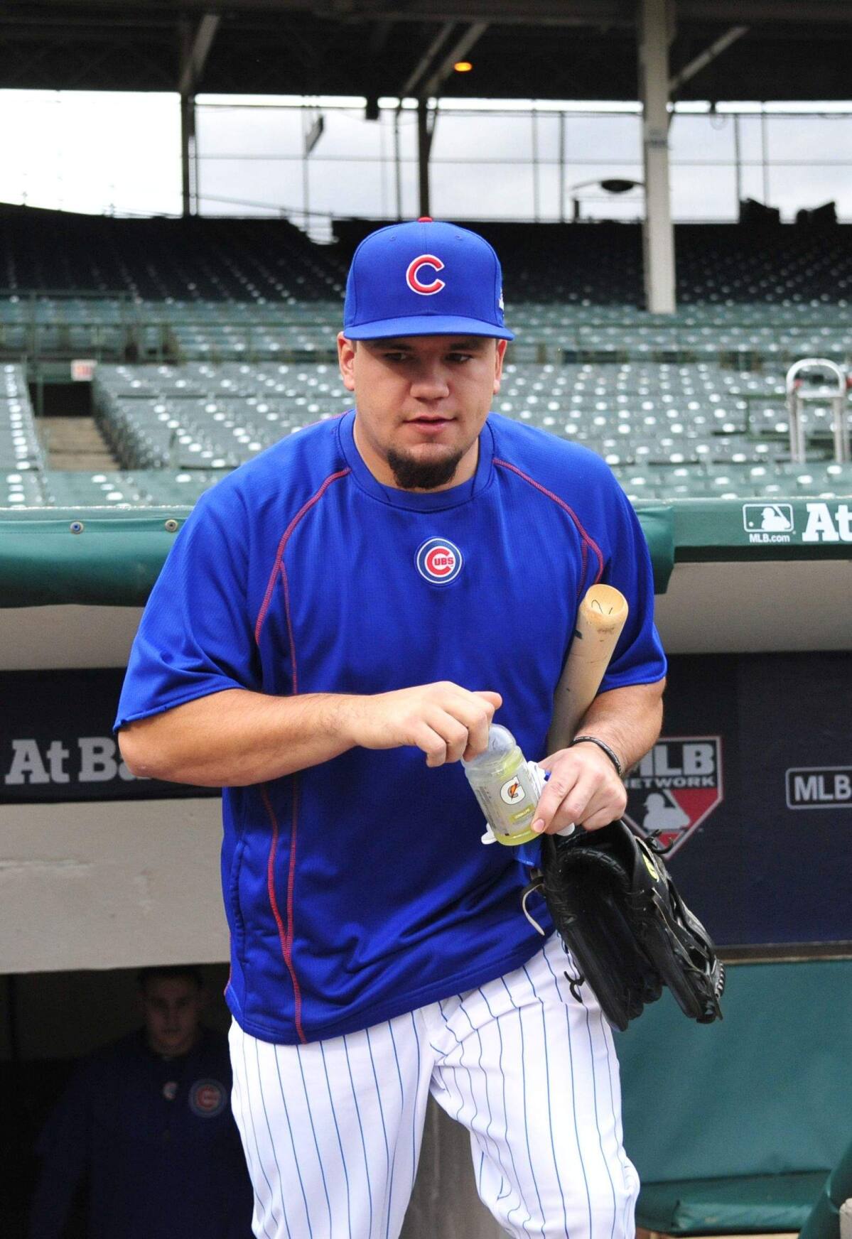 Cubs hero Kyle Schwarber showed off power swing in Cardinal Newman workout