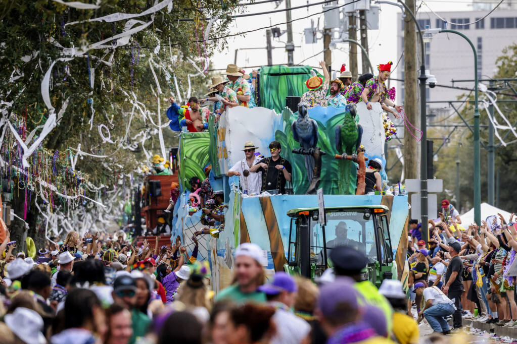 Fun, Revelry and Costumes: the Similarities Between Carnaval and