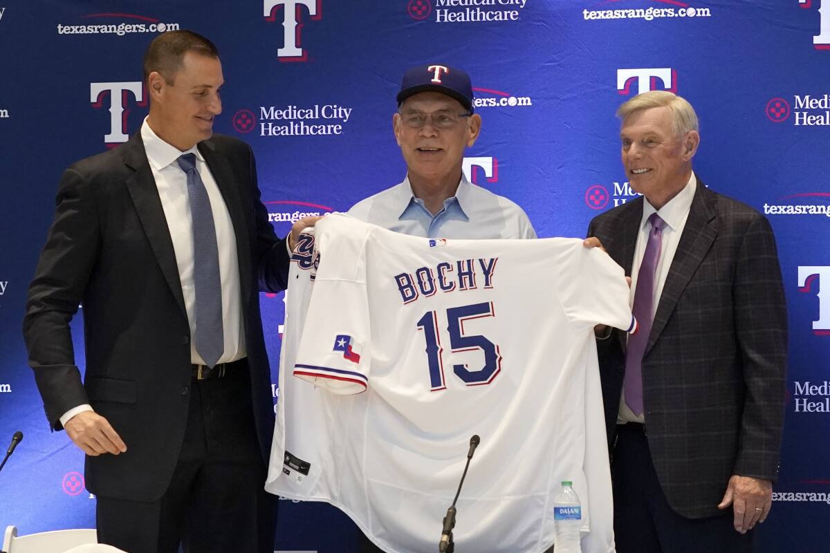 Bochy missed game, takes over Rangers team he beat for title – KGET 17