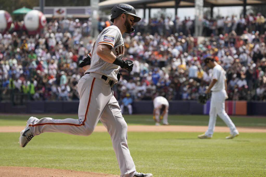 Padres rally for two-game Mexican sweep, beat Giants 6-4