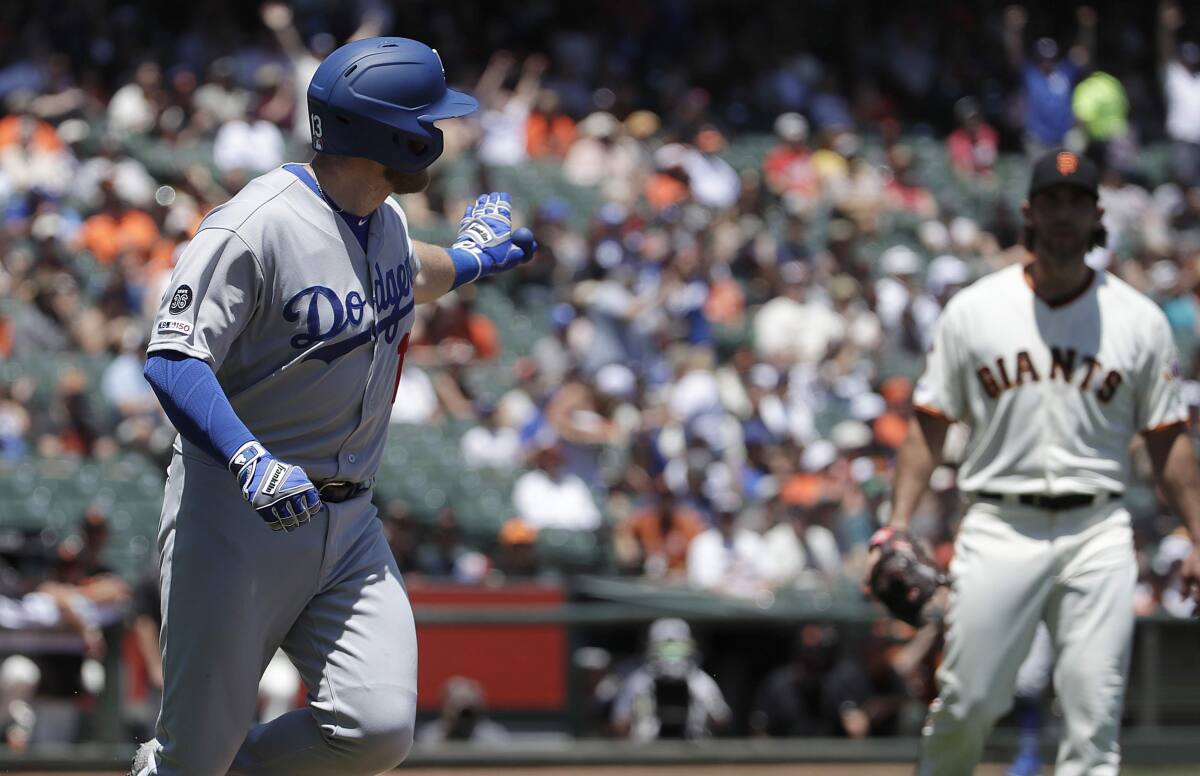 Kike Hernandez hits 2 HRs off Madison Bumgarner; Dodgers top Giants