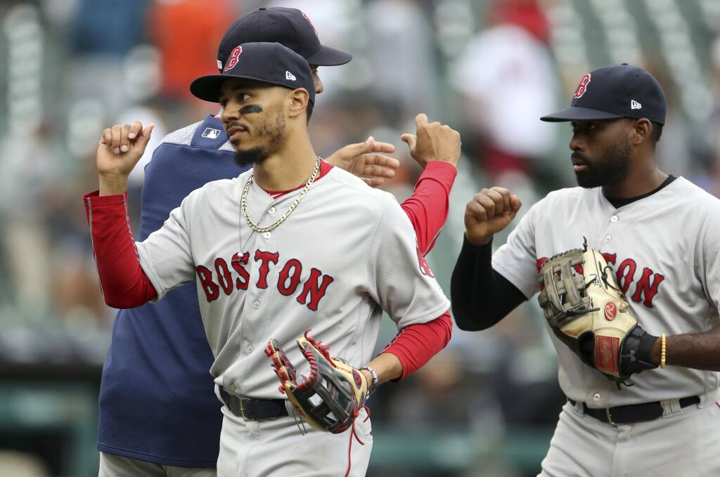 Red Sox Gold Glove finalists: Jackie Bradley Jr. could win second straight