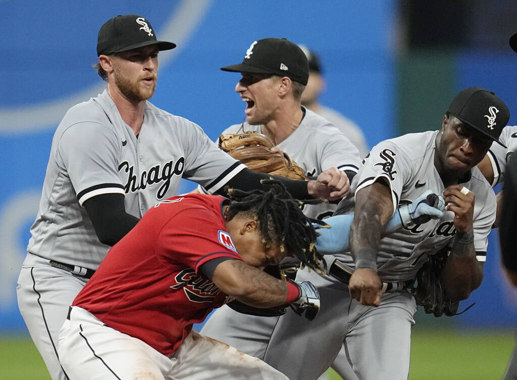 Tim Anderson, José Ramírez facing suspensions after fight, 6 ejections in  wild White Sox-Guardians brawl