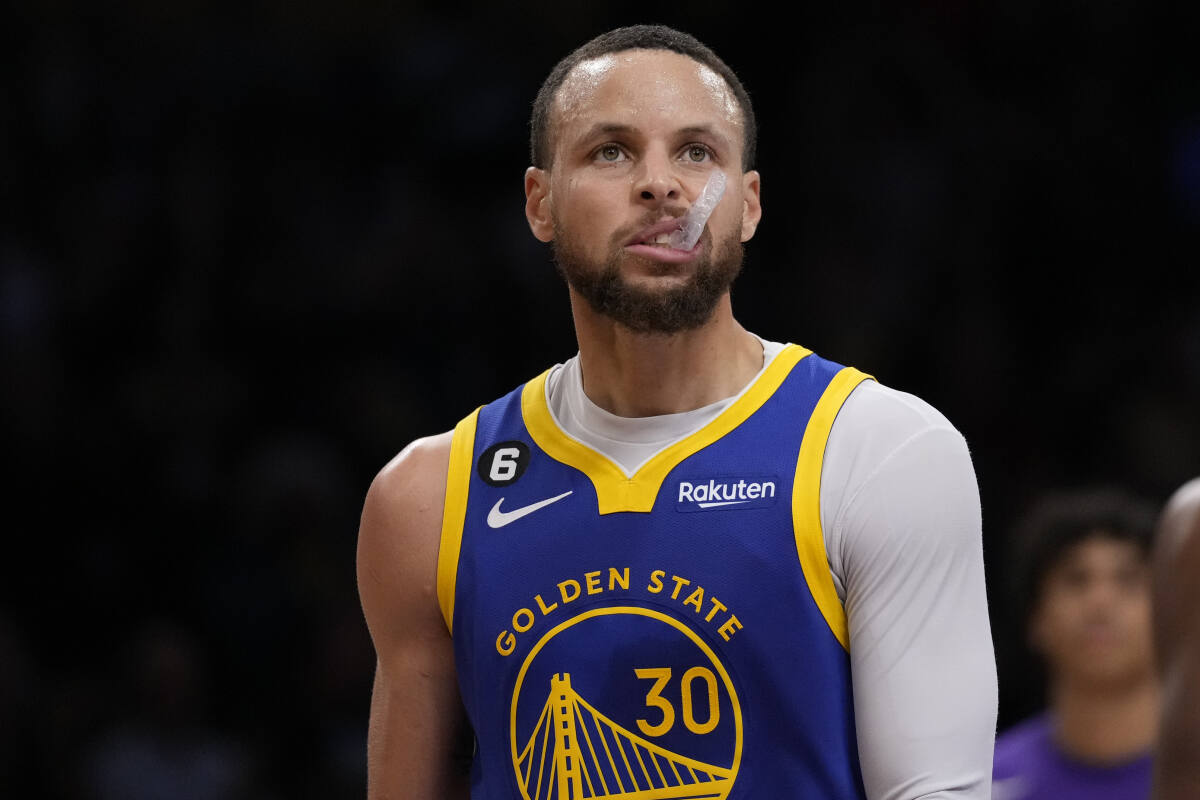 Golden State Warriors star Stephen Curry takes out top spot for