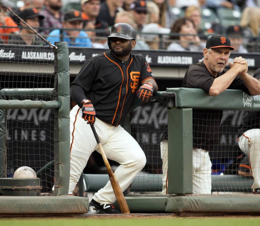 Giants rally to win in Pablo Sandoval's return to team