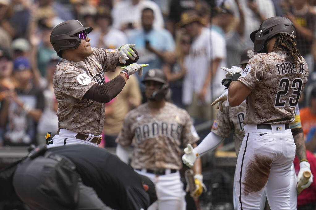 Juan Soto homers in 3rd straight game and the Padres beat the Giants a 3rd  straight time, 4-0