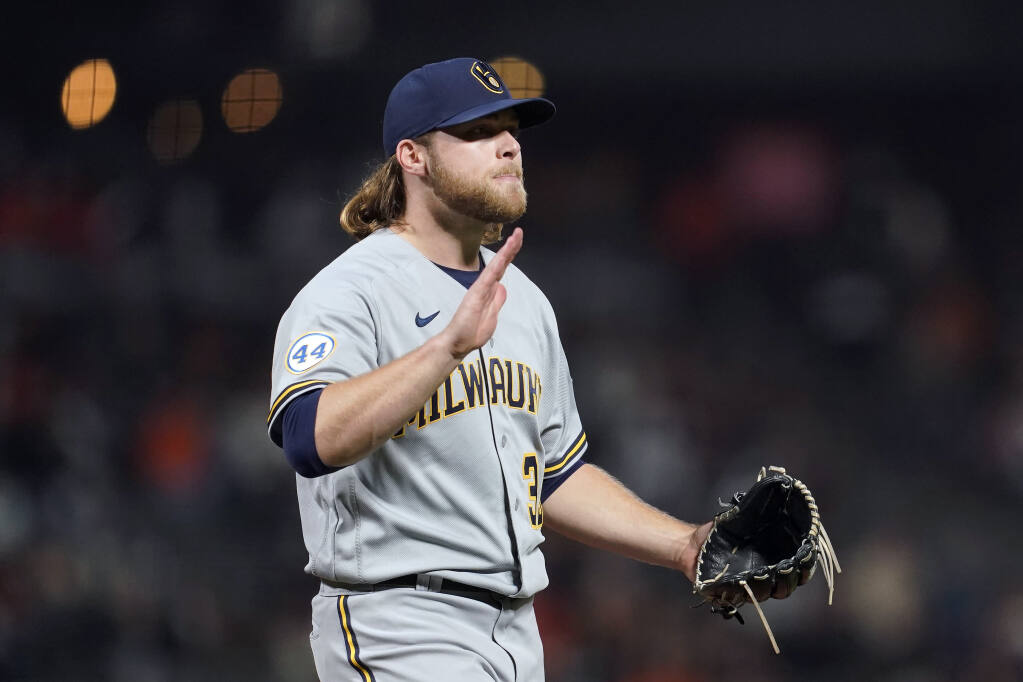 Corbin Burnes pitches Brewers by Giants 3-1