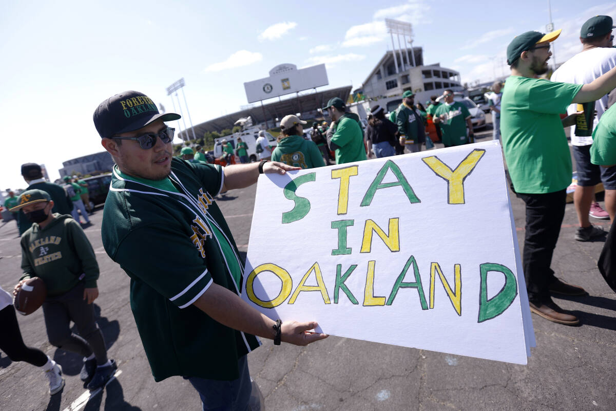 Fan-made Oakland A's 'Sell' T-shirts headed to Cooperstown Hall of