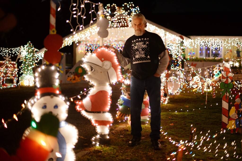 Christmas In Sonoma  Snowman & Christmas Tree Lighting
