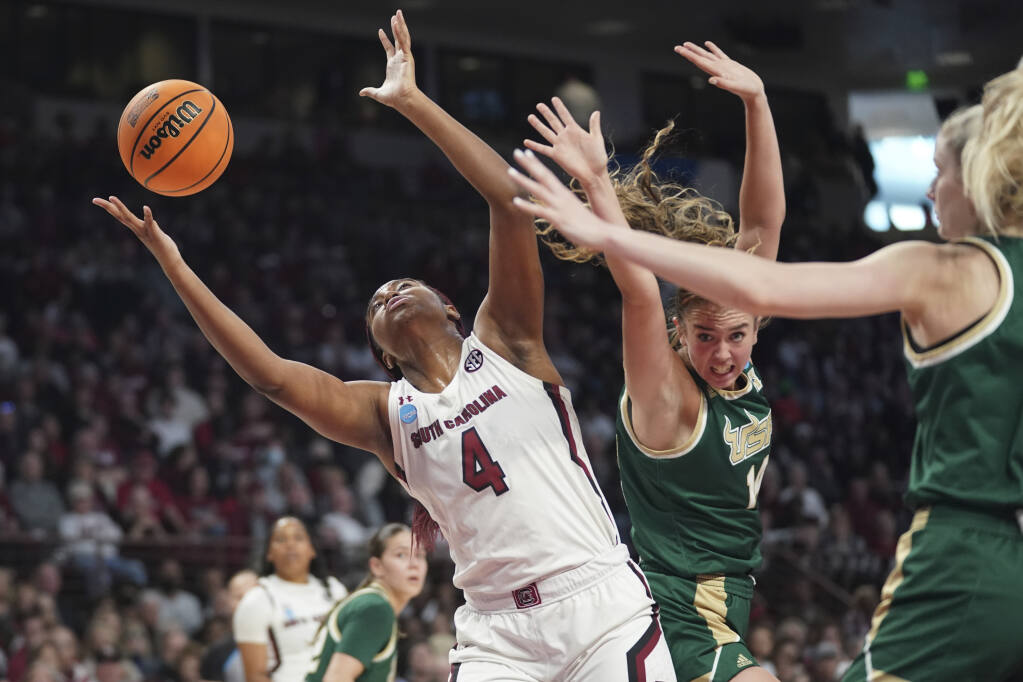 Mississippi State women's basketball upsets Creighton in March Madness