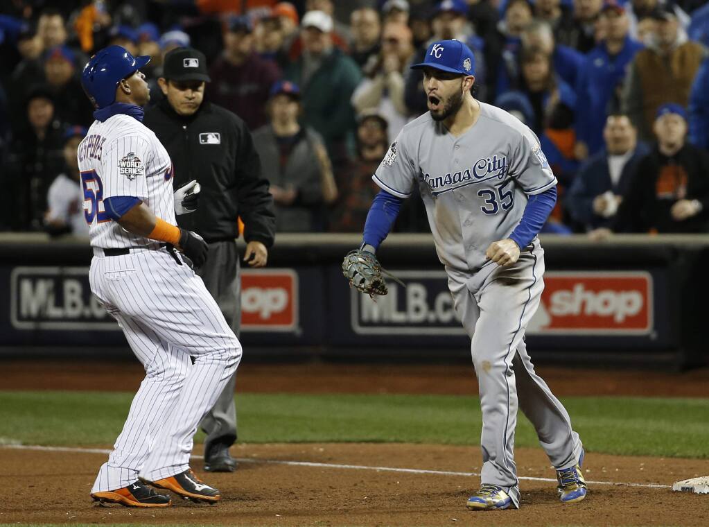 Royals beat Mets 5-3 in Game 4, lead World Series 3 games to 1