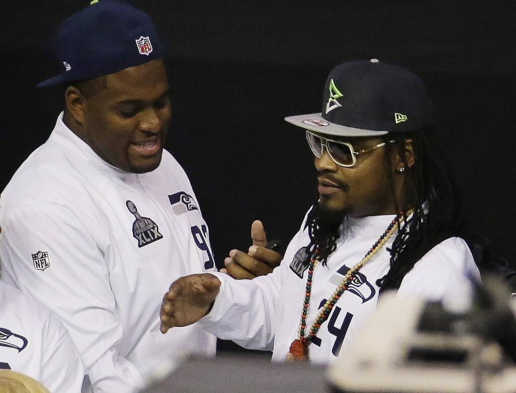 Seahawks Marshawn Lynch At Media Day I M Here So I Don T Get Fined W Video